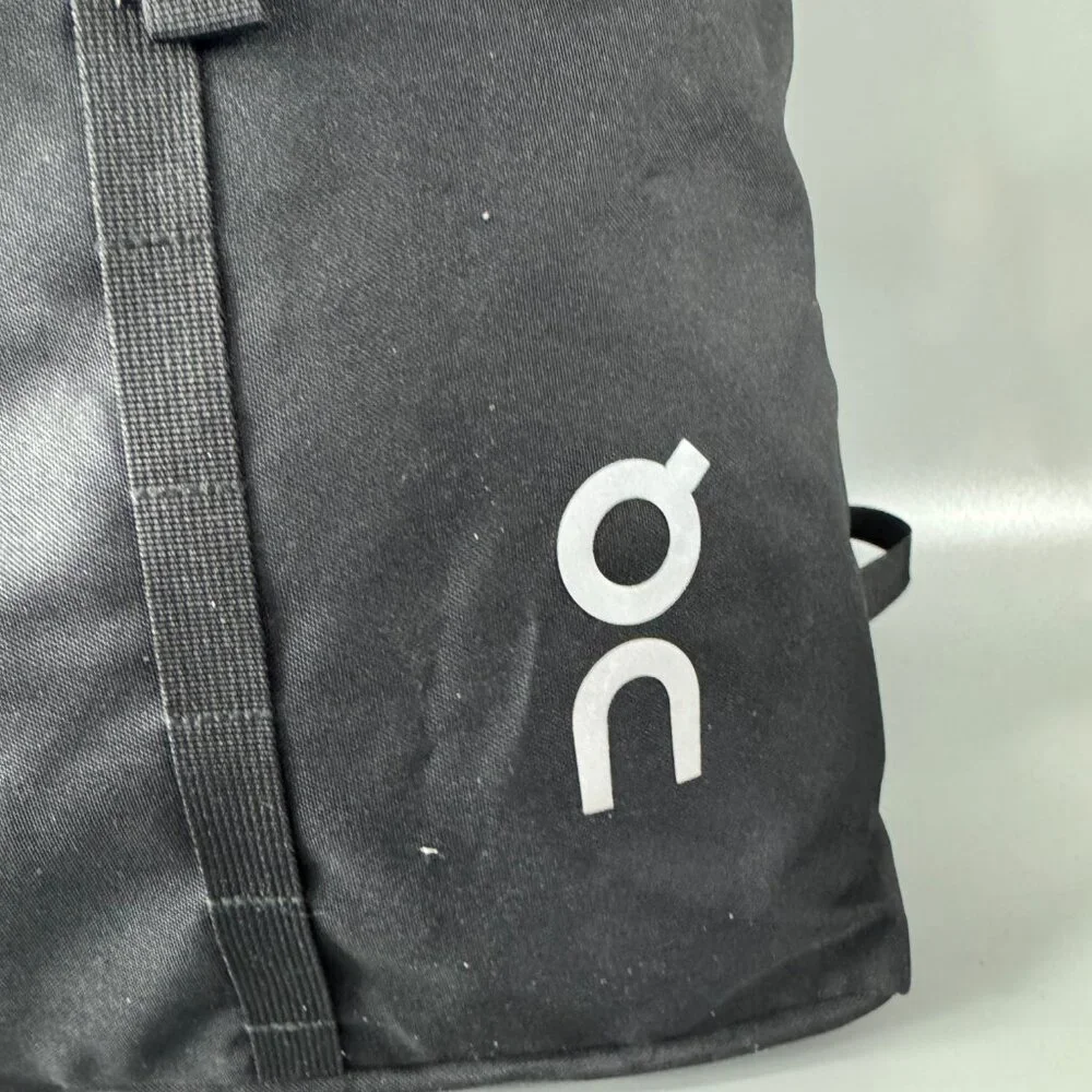 NWOT On Running The Ambassador Tote Backpack. Black - Picture 3 of 12